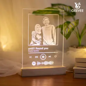 Lampu Tidur AESTHETIC Akrilik Custom Spotify IG Style LED Stand Kayu Kado Pernikahan, Ulang Tahun, Wisuda, Plakat Wisuda GEEVEE PREMIUM GIFT Love Usb