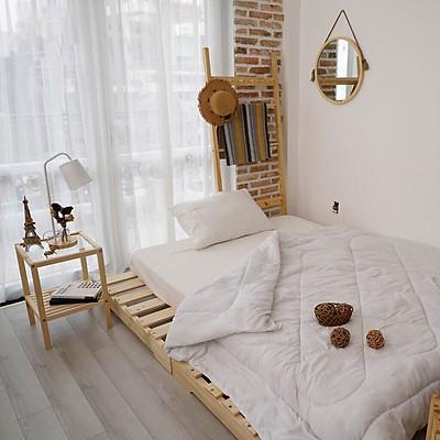 Giường pallet gỗ thông 4 tấm chân cao 10cm