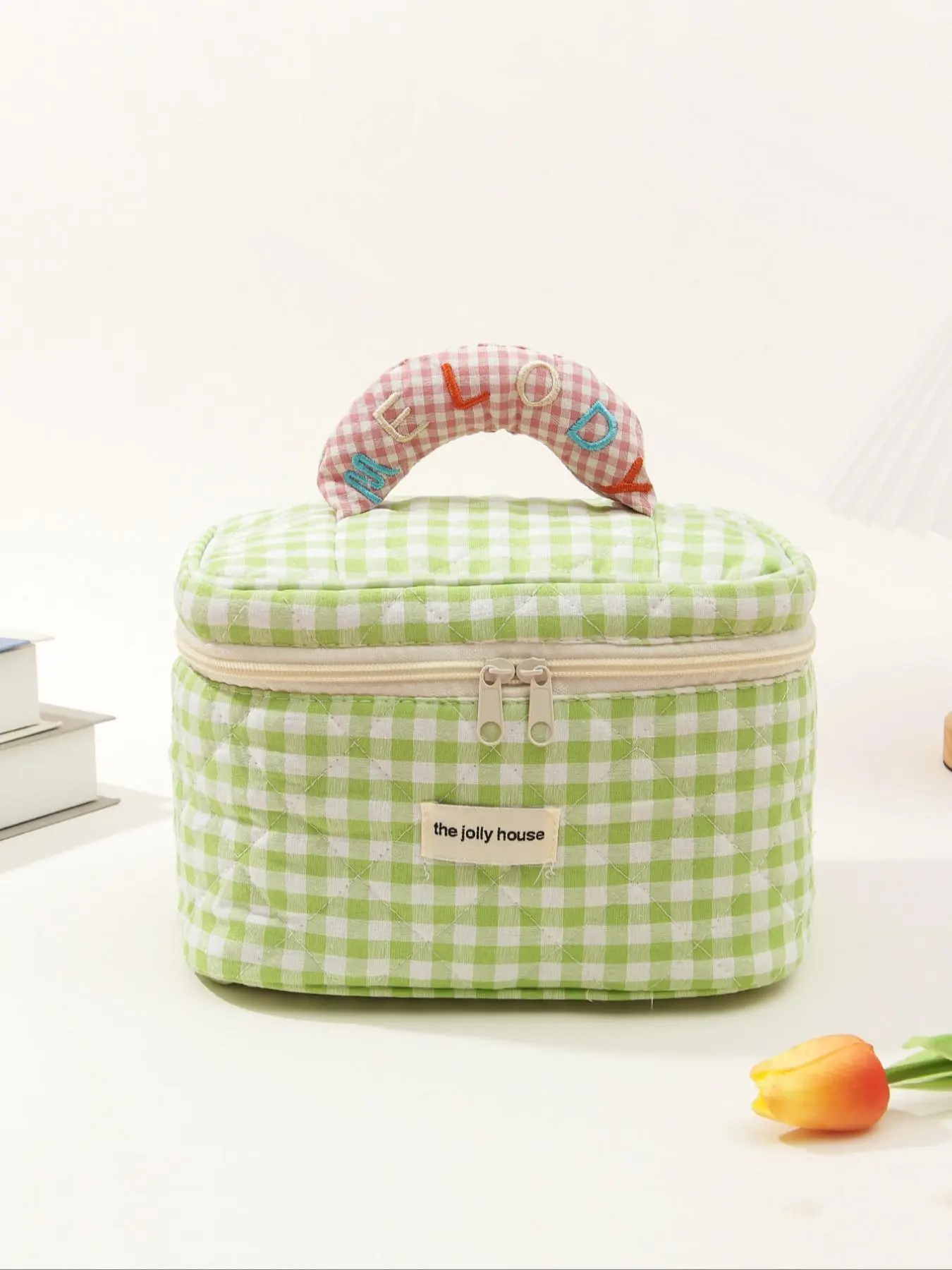 Summer 2025 Plaid Pattern Letters Label Quilted Square Makeup Bag with Top Handle, Makeup/Toiletry Travel Bag, Portable Travel Essentials, Cute Portable Cosmetic Storage Bag, Quilted Washbag