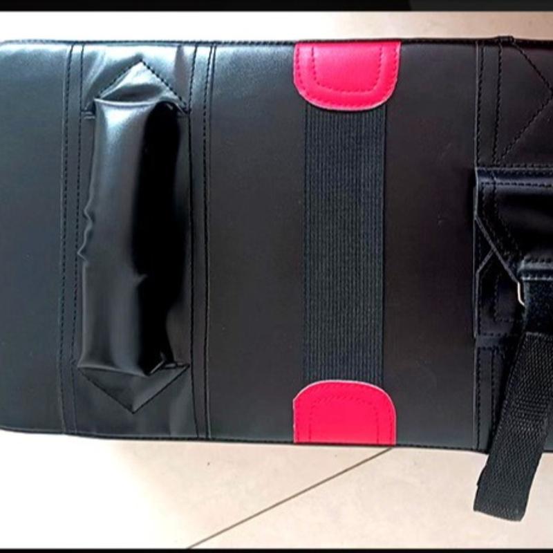 Product Introduction of New PU Leather Taekwondo Kick Pad Adjustable Strap Ergonomic Grip Curved Kick Shield Muay Thai Strike Target for Fitness Training 17