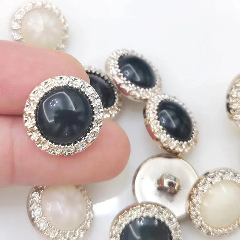 10 cái / lốc Nút quần áo thời trang 17,5 / 21 / 25mm Nút chuôi nhựa màu vàng Phụ kiện may mặc 1
