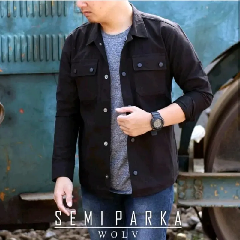Jaket Semi Parka Casual Trucker Canvas Pria Mewah dan keren Army Hijau Maroon Mustard Hitam Biru Merah Navy Panjang Muda Kancing 1
