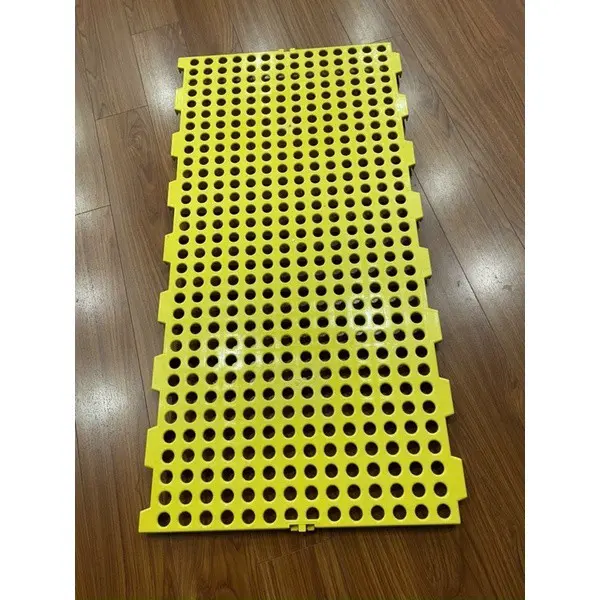 Sàn Nhựa Chăn Nuôi Chó, Mèo Thú Cưng, Chim Gà, Vịt Dễ Vệ Sinh, Sạch Sẽ Kích Thước 100x50x3cm - Nhựa Bền Đẹp, Lỗ Vuông 2cm, Khối Lượng 2500g 3