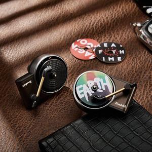 Car Retro Jukebox Aromatherapy Air Conditioning Air Outlet Rotating Decoration Retro Phonograph Creative Decoration Aromatherapy Type toilet freshener stone  incense bath  fizzer fragrances automatic  room