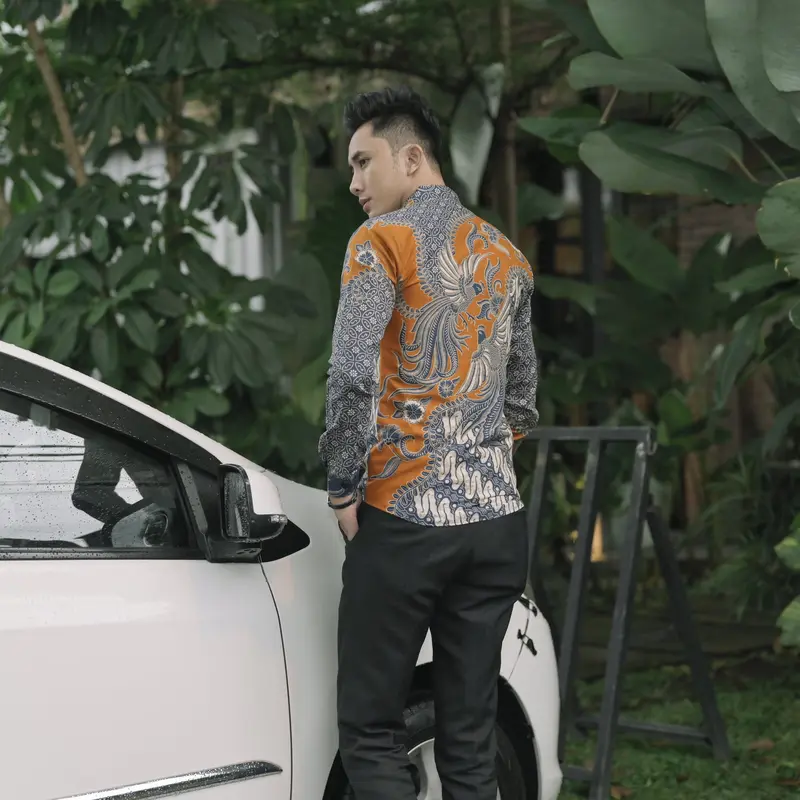 BATIK SASTRA JENDRA. BAJU BATIK PRIA LENGAN PANJANG MEWAH. Motif PARANG OREN Fit Katun SBL87 Nyaman Kain Cowok Hem Dewasa Slim 2