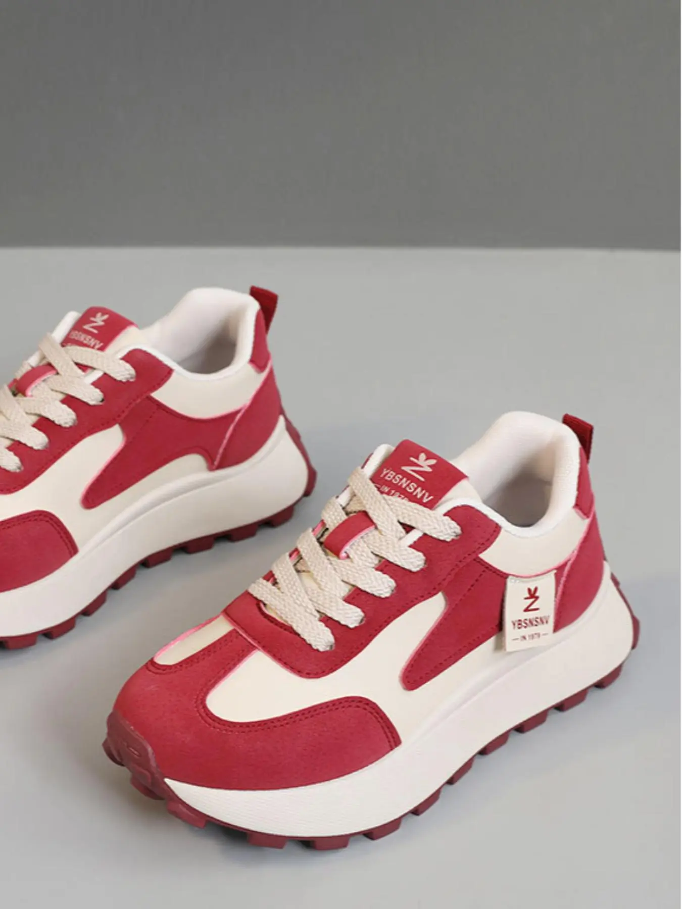 Women's Fashionable Plain Color Lace Up Platform Sneakers, Casual Comfortable Breathable Sports Running Shoes, All-match Round Toe Chunky Sneakers for Daily Wear