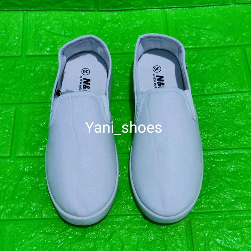 Sepatu import pantofel suster haji umroh 36-40 3