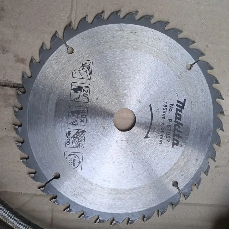MATA CIRCLE CIRCULAR MATA GERGAJI KAYU 7" inch 1