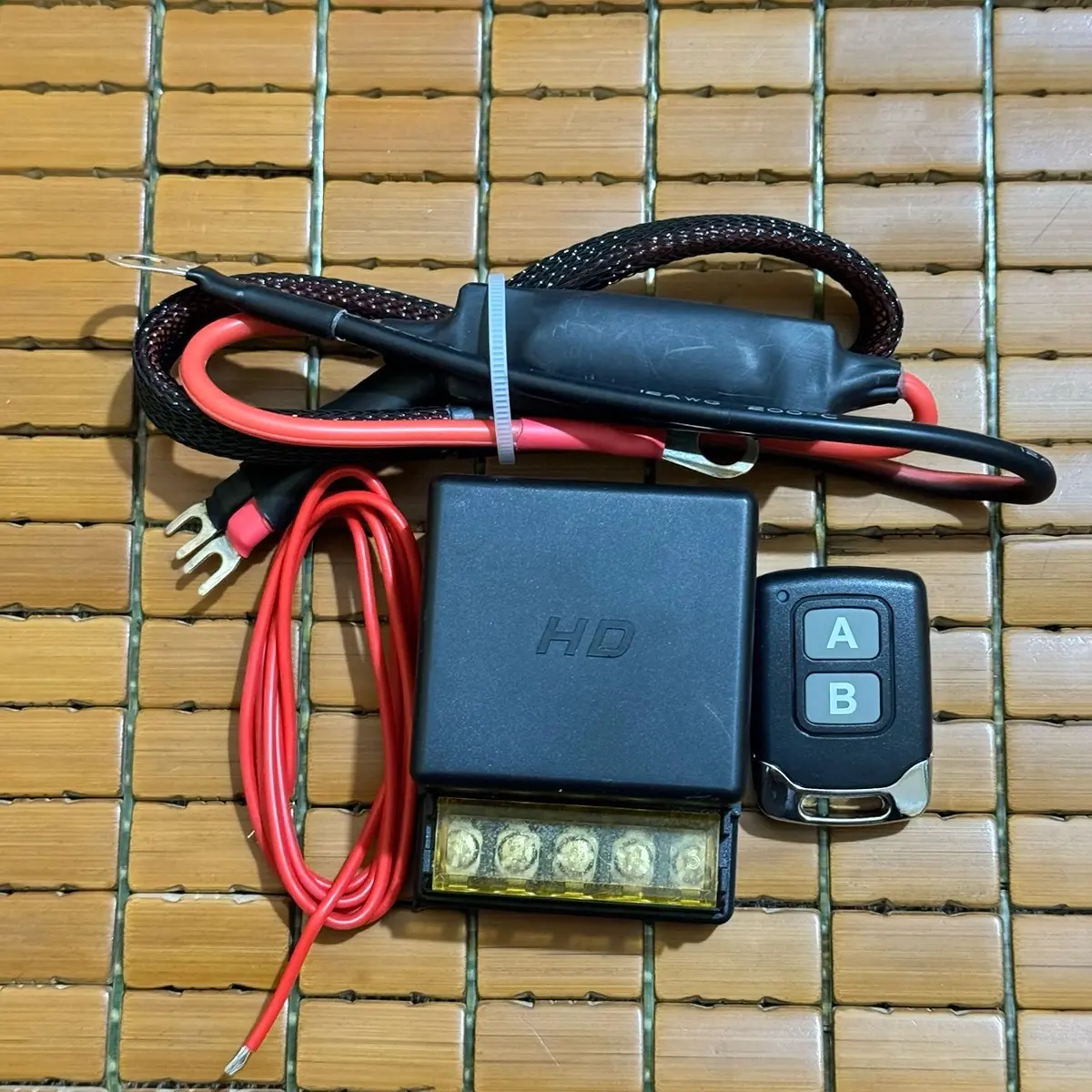 RELAY công suất lớn max 700w sử dụng remote điều khiển từ xa dùng cho đèn trợ sáng công suất cao