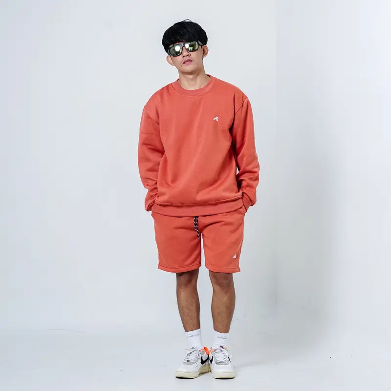 Satu Stel Crewneck Broadshort BM Pria Wanita 8