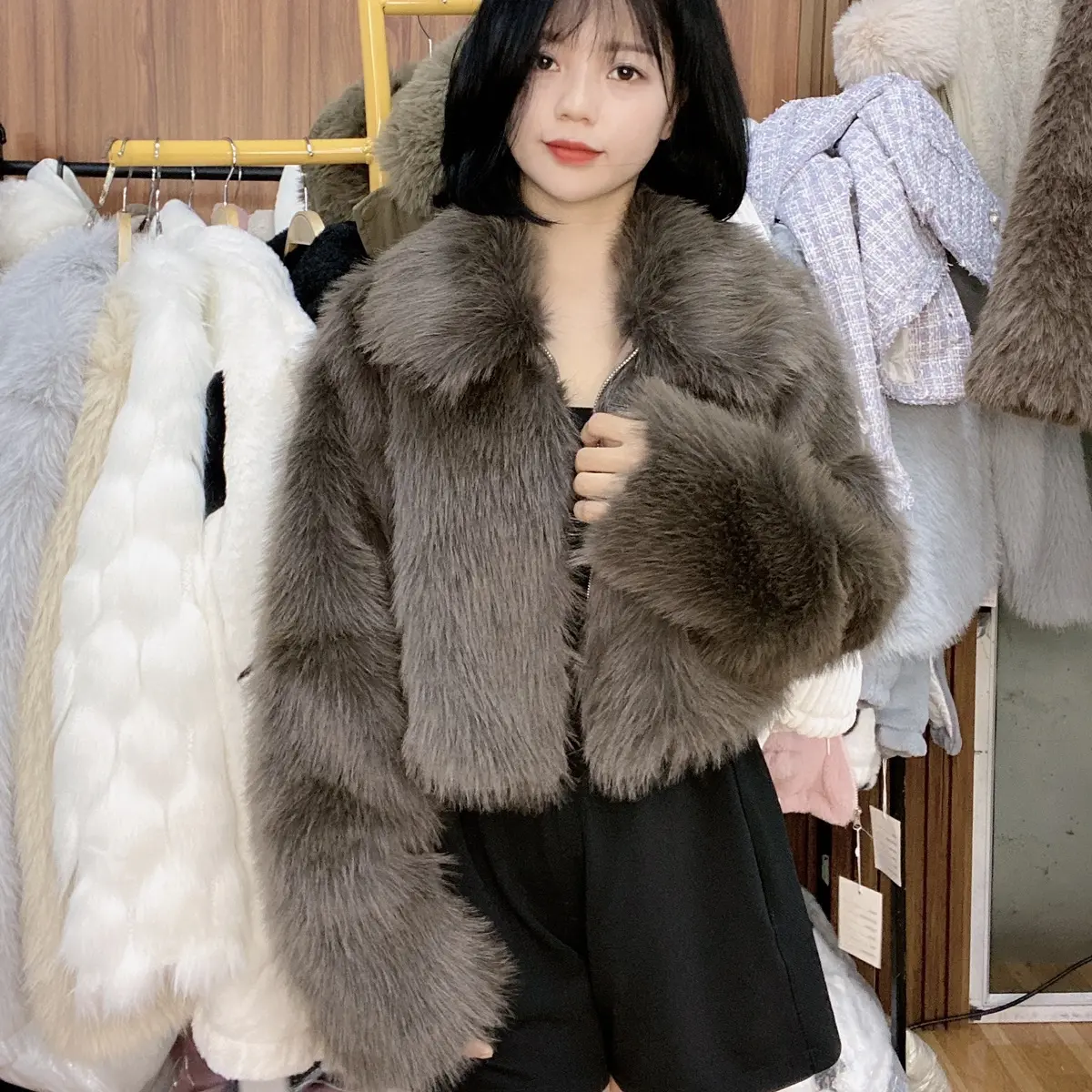 Áo lông cổ sen dáng vừa hàng qc