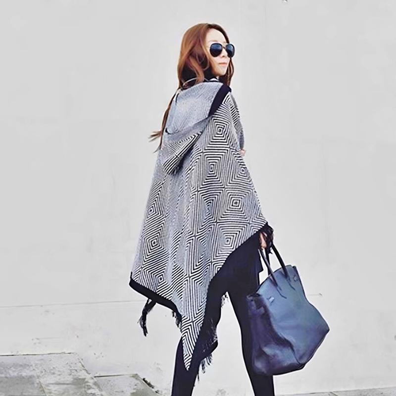 Áo Choàng Len Kẻ Đen Trắng Có Mũ Dành Cho Nữ - Khăng Choàng Quàng Cổ