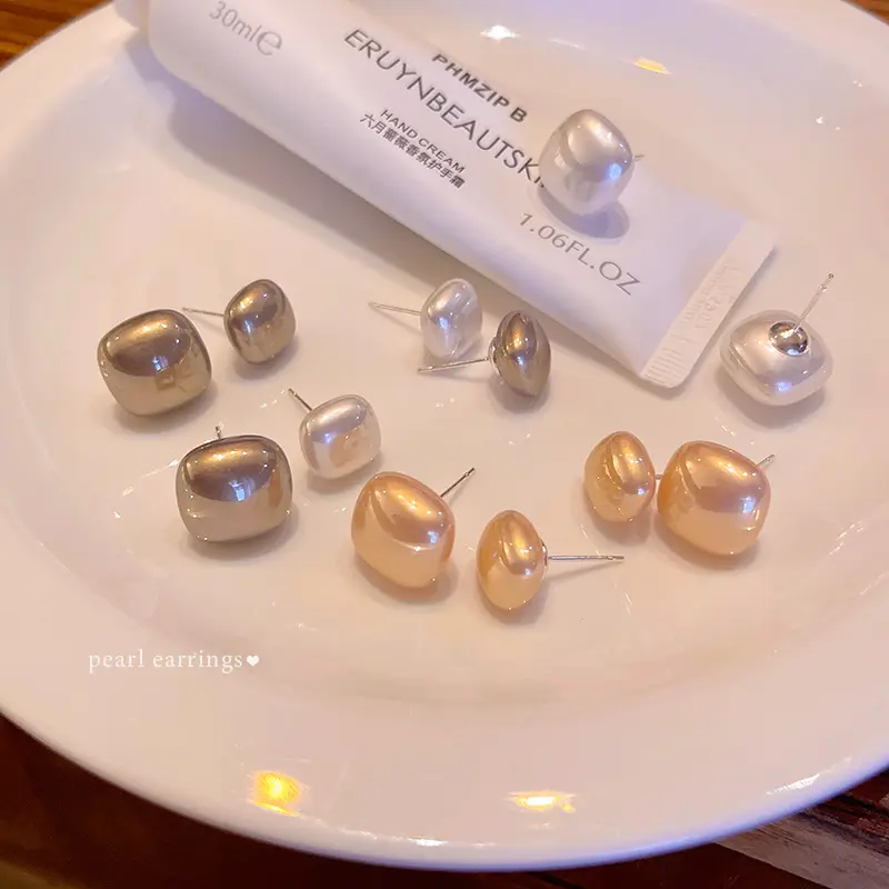 Square Pearl Stud Earrings 2024 Niche High-Grade Simple Earrings Instafamous Elegance Graceful Earrings