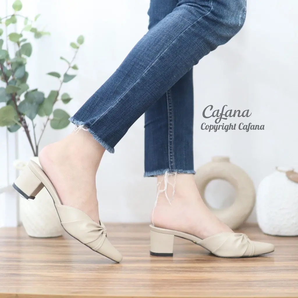 Sandal hak tahu wanita finola SDH253 Shoes High Heels Sendal