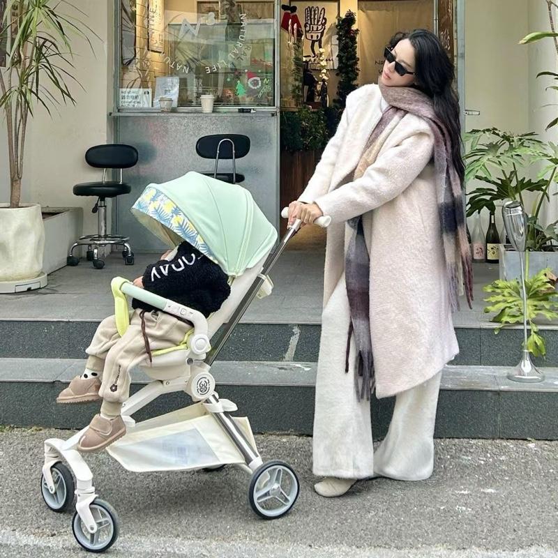 Xe đẩy SLIPHERO T9 TẶNG QUẠT KẸP Xe Đẩy VINNG Q11 Du Lịch Gấp Gọn Cho Bé Kèm Quạt Gió . PHERO T9 Màu Trắng màu hồng hợp kim nhôm gọn nhẹ Kem xe đẩy du lịch gấp gọn