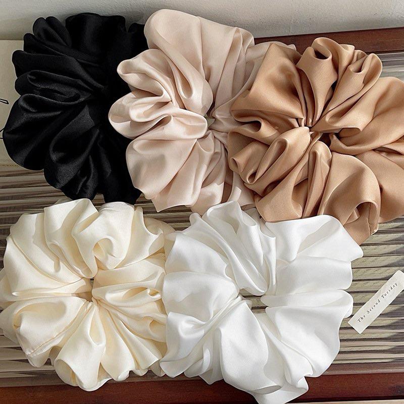 Scrunchies buộc tóc vải lụa ánh nhũ màu trơn Cao Cấp Loli. SIZE TO,ẢNH THẬT Cột tóc màu đen,trắng đơn giản M055