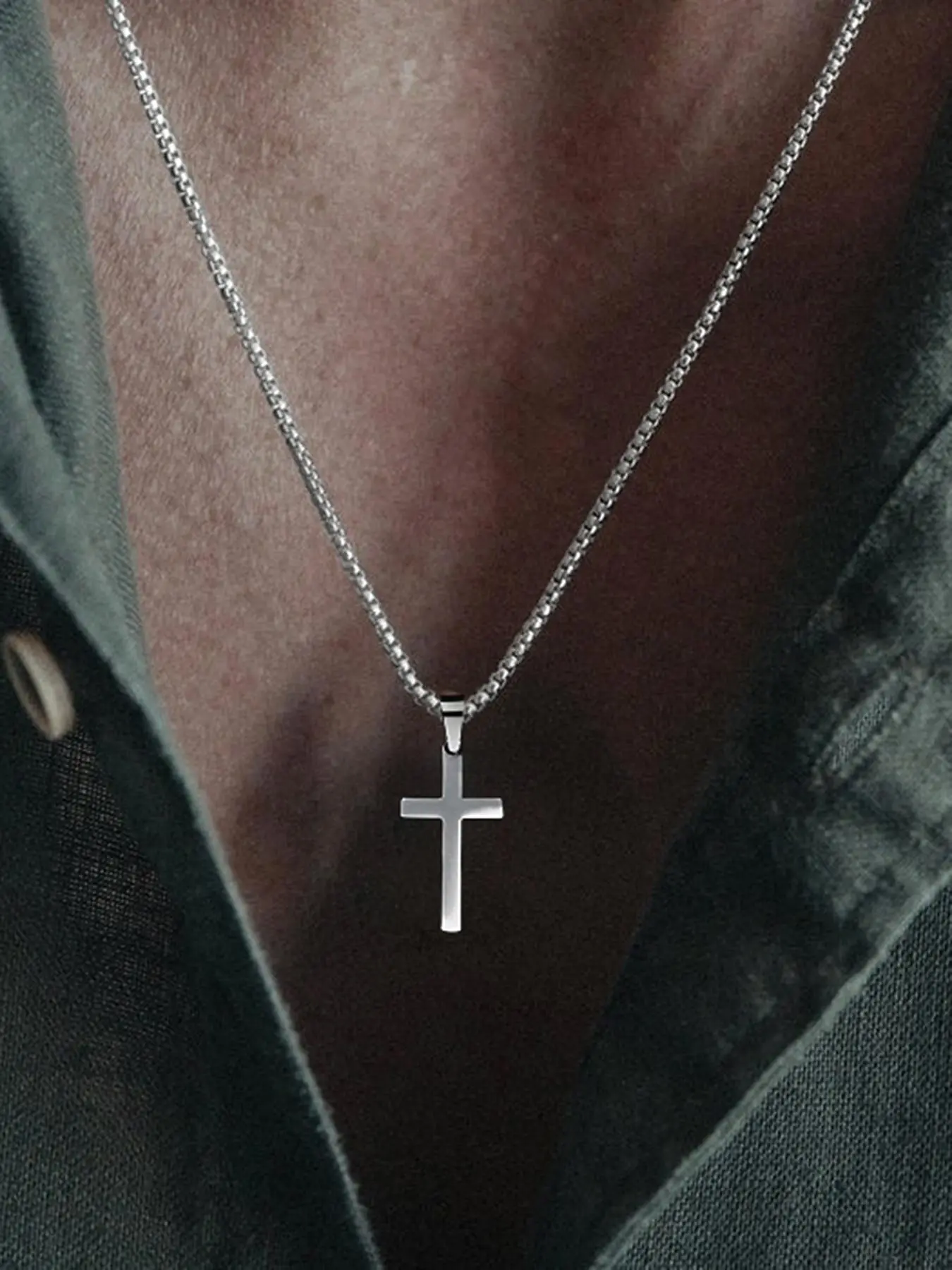 Men's Simple Style Plain Color Cross Pendant Necklace,  Classic Stainless Steel Pendant Necklace, Casual Trendy Accessories for Party & Daily Decoration without Box