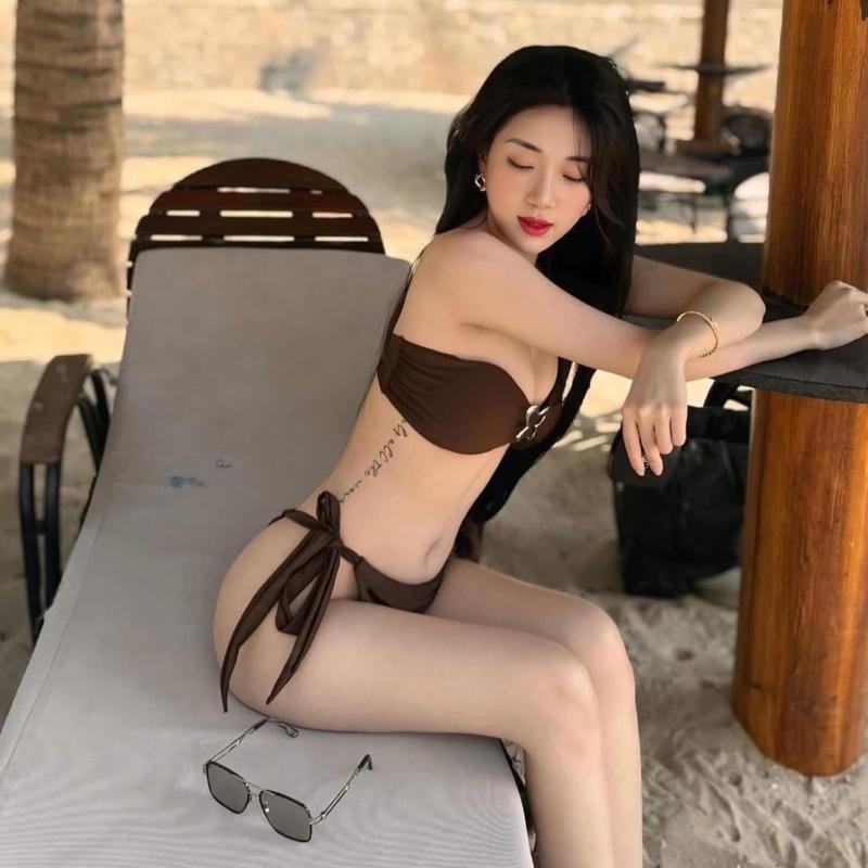 Bikini 2 mảnh khoen bướm ngực sexy tôn dáng nâu 3