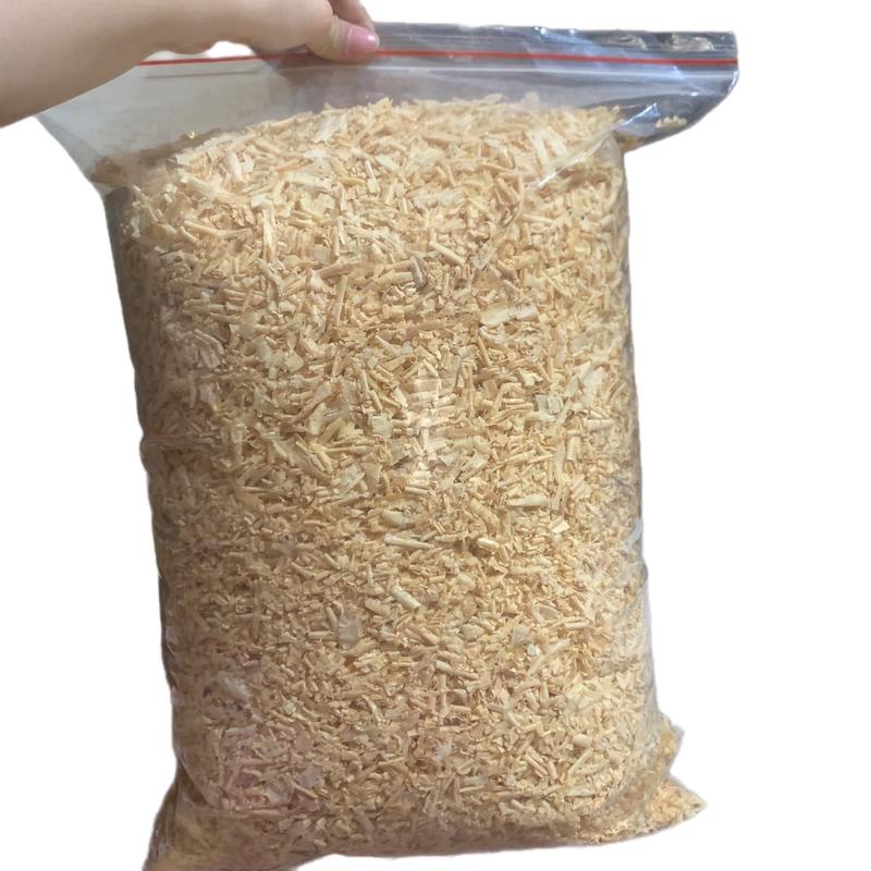 Mùn cưa lót chuồng cho hamster gỗ thông- Có bụi về cần ray lại- Gói To