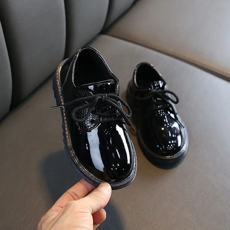 2024 Children Leather Shoes for Boys Autumn New Fashionable Comfortable Versatile Wedding Performance British Style Black Shoes