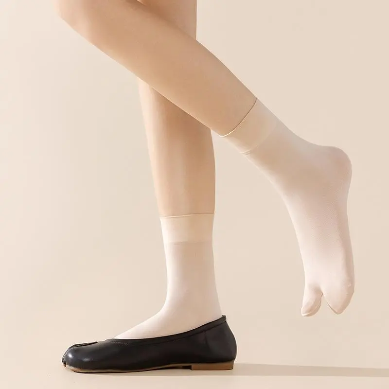 Yoona KK634 Kaos Kaki Kulit Transparan Kaus Kaki Jempol Ankle Sock Atas Mata Kaki 2