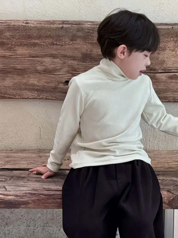 [FORM NHỎ NÊN TĂNG SIZE] ÁO THUN GIỮ NHIỆT HAI MÀU MỀM MỊN CỔ CAO CHẤT FORM NHỎ NÊN TĂNG SIZE THOẢI MÁI PHONG CÁCH CHO BÉ TRAI VÀ BÉ GÁI 3