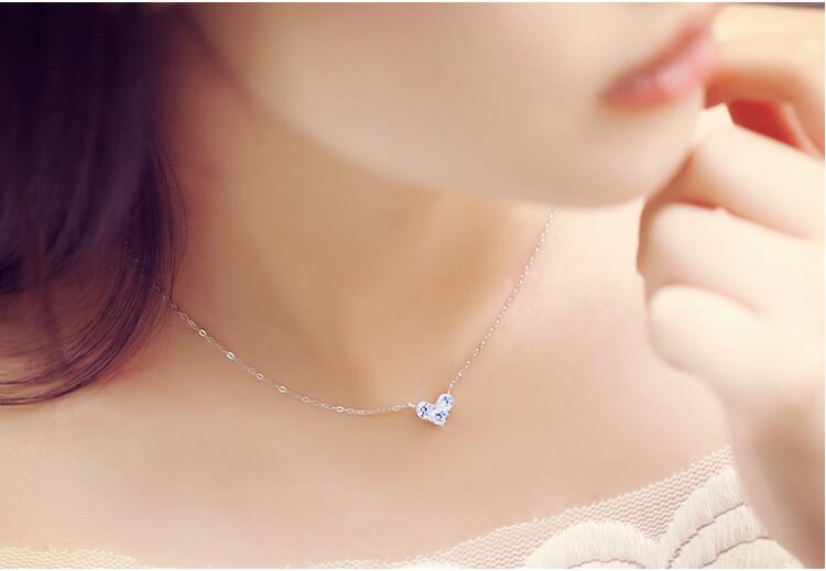Product Introduction of Female Popular Zircon Love Heart Temperament Aesthetic Pendant Necklaces    XL084 2