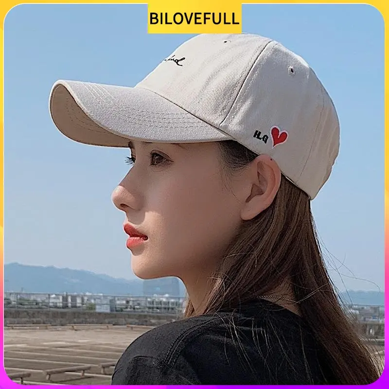 หมวกเบสบอล สไตล์อังกฤษ หมวกแฟชั่น ปักลายรัก ดีไซน์เป็ด เหมาะสำหรับเล่นกีฬากลางแจ้ง หมวกบังแดด BILOVEFULL