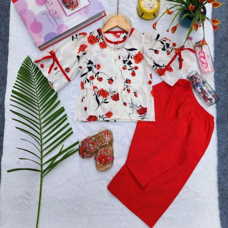 ( 11-36kg) Áo bà ba lụa mịn kèm quần, tay có phối nơ, khuy nút ngọc và túi tiền, cho bé gái cao 1,40m trở lại. đồ  em gái