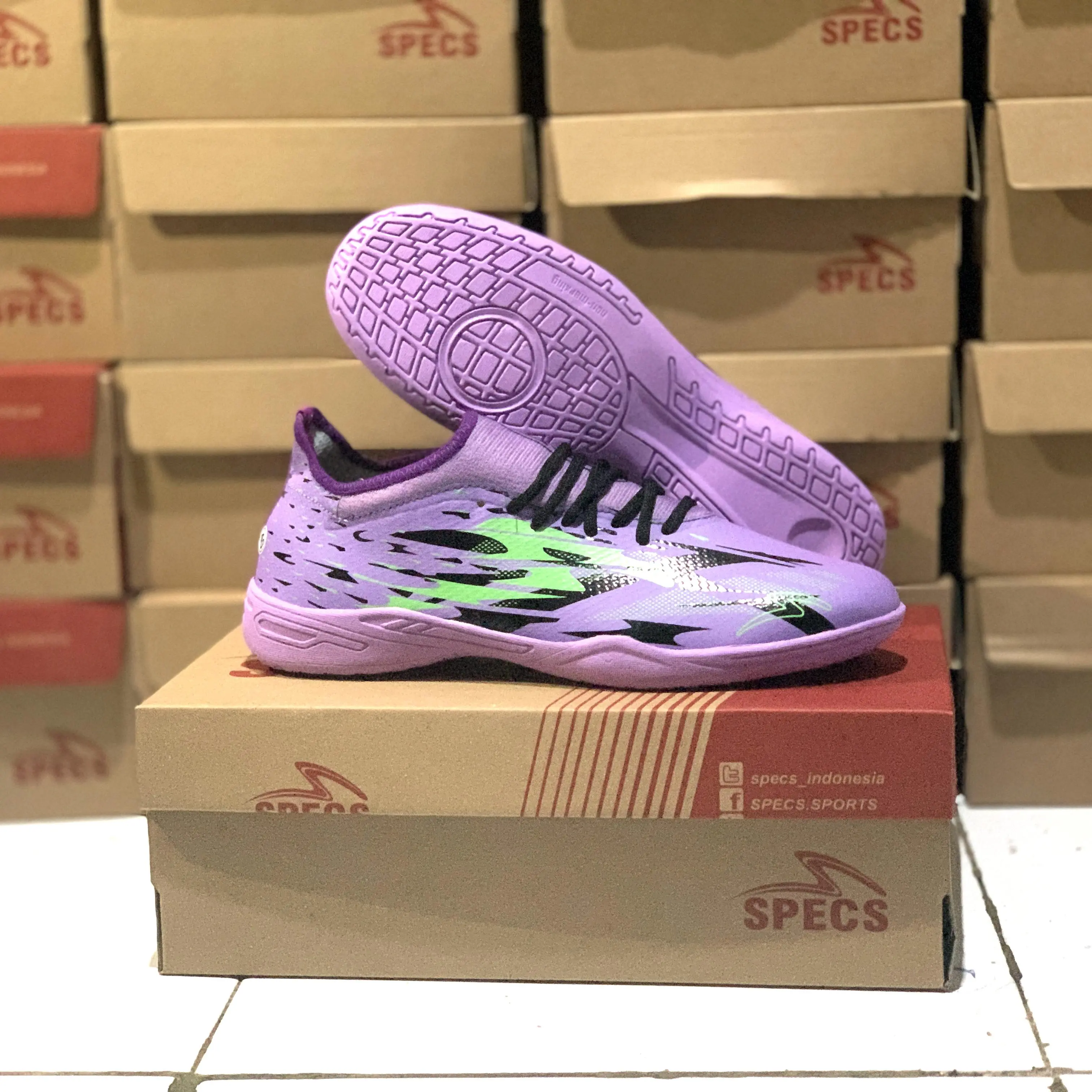 Sepatu futsal specs accelelator alpha dewasa murah terbaru smi boots grade ori bonus kaos kaki deker premium bisa cod bayar ditempat
