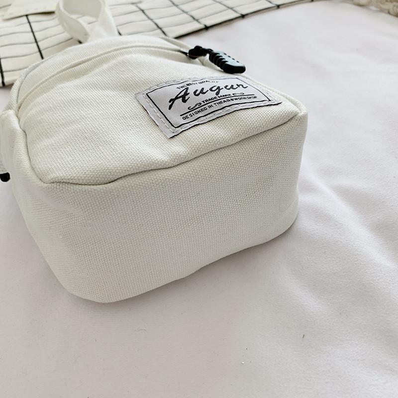 Product Introduction of Women's Mini Canvas Messenger Bag Korean Japanese Cute Street Style Crossbody Tote Bag with Zipper Closure Adjustable Strap for Daily Commuting Shopping Lightweight Durable Design 2