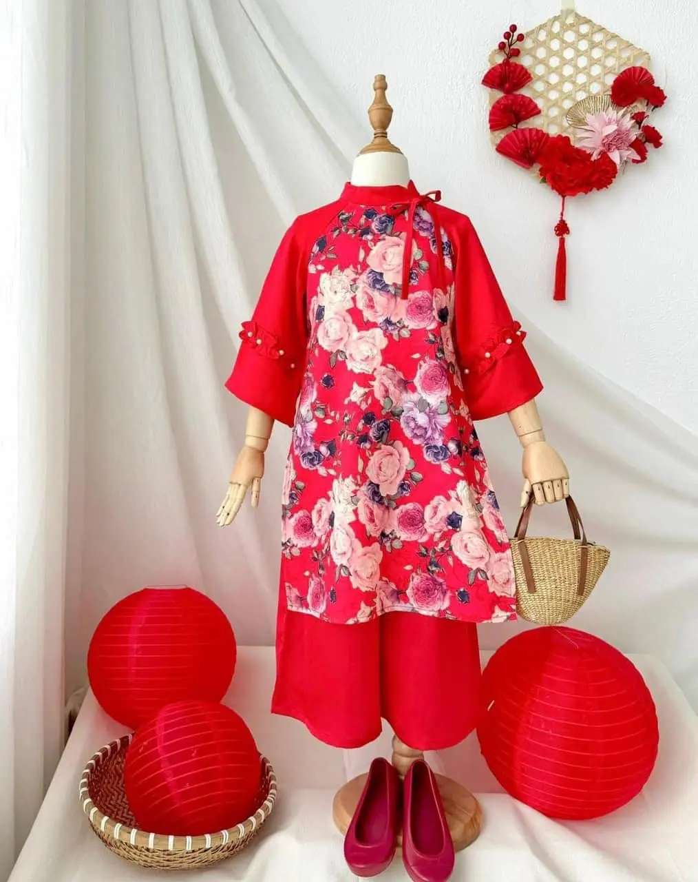 (8-30kg) Set áo dài cách tân đỏ hoa văn cho bé gái