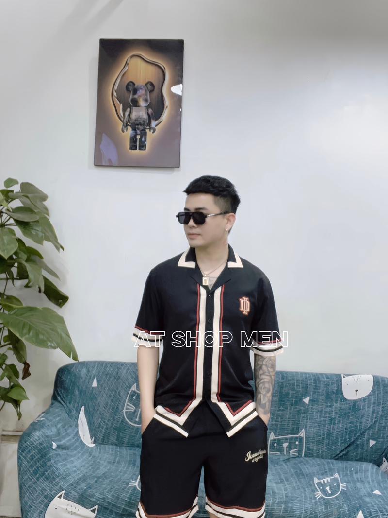 Product Introduction of Bộ Quần Áo Nam Kẻ Viền Màu Đen 2