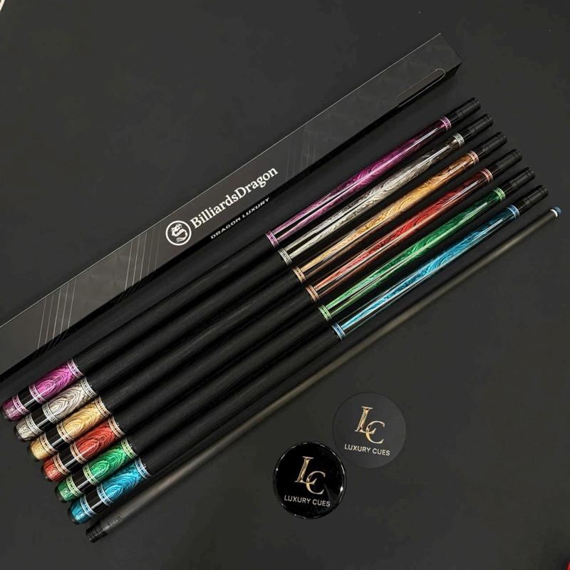 Cơ Dragon Luxury -Carbon bản mới 2025 chống hàng giả [ cơ bida lỗ carbon ]tặng kèm bao da-gang tay-lơ