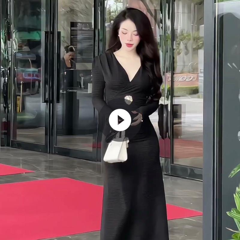 VÁY BODY THIẾT KẾ XỐP CỔ TIM TAG HỔ TAY DÀI  Dress Nữ 4