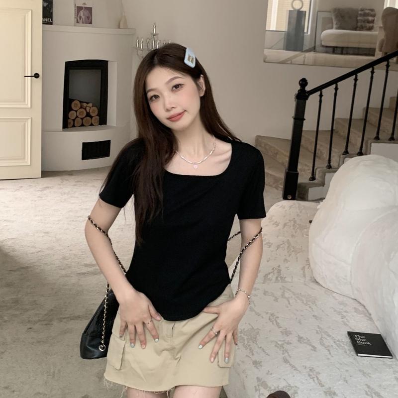 Product Introduction of [2098 Favorites] Regular Shoulder Short Sleeve T-Shirt for Women, Square Neck Top, Summer Plus Size, Regular Shoulder, Tummy Concealing, Slimming, Curved Design Top 16