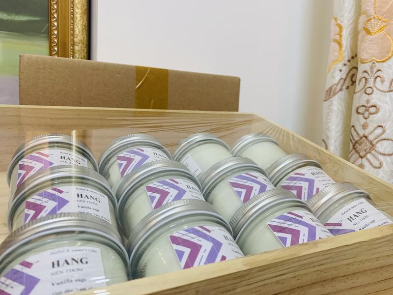 Product Introduction of Nến Thơm Tinh Dầu Thiên Nhiên 100g từ Decor Phòng 6