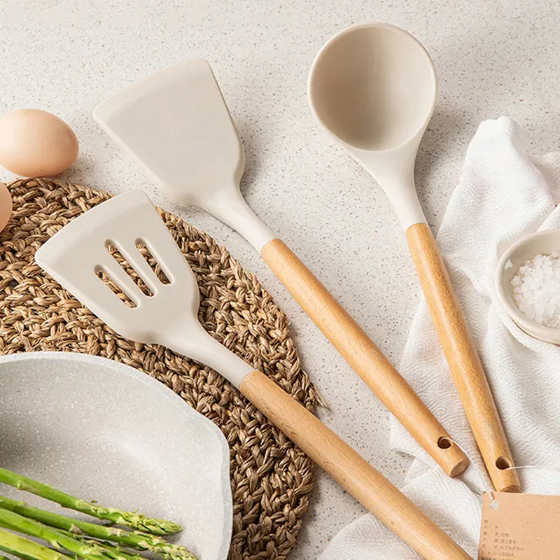 Heat Resistant Wooden Handle Spatula Soup Spoon Skimmer Home Cooking Spatula Non-Stick Cooking Set Kitchen Utensils