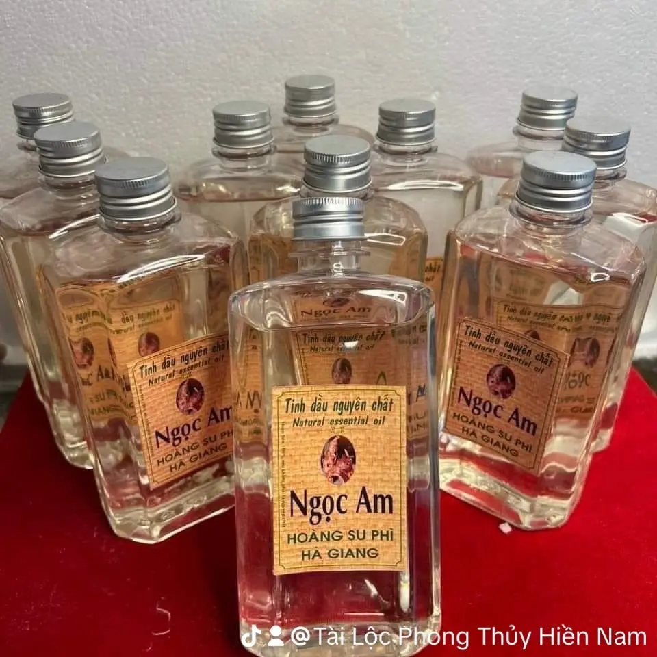 Tinh dầu Ngọc Am Hà Giang loại đóng chai 500ml