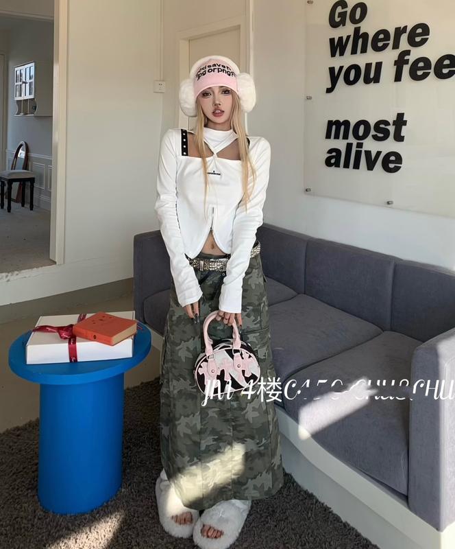 (TS151) Áo thu đông khoét cổ viền đen đính đá khóa kéo MAIDO TRENDY