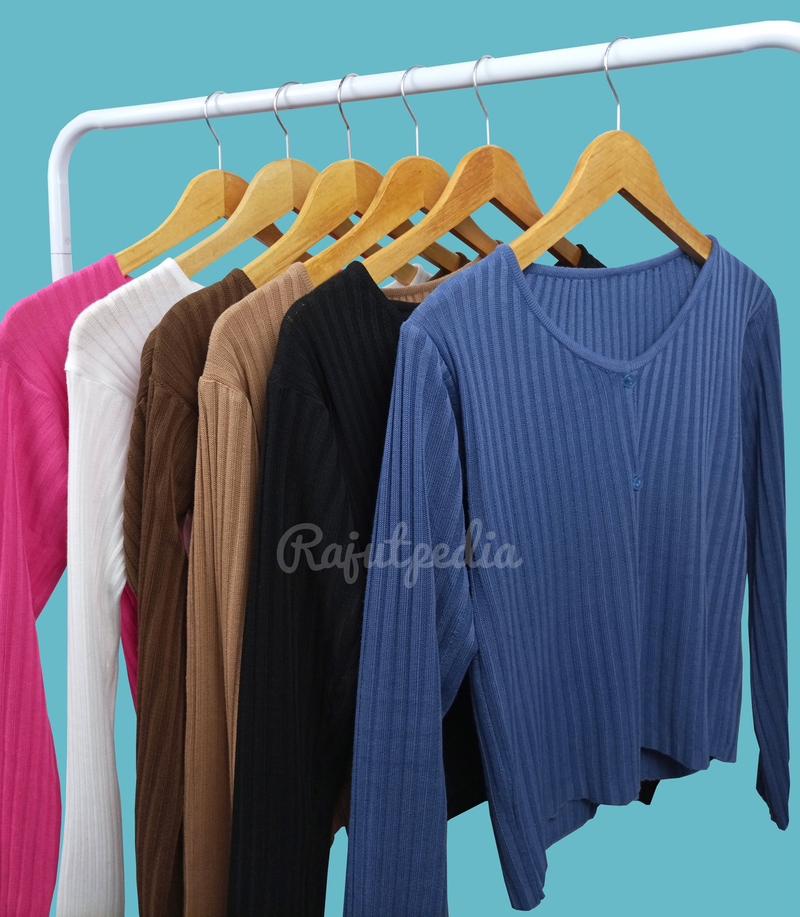 Product Introduction of Cardigan Rajut Crop Top Long Sleeve Kancing Baju Wanita Knitwear Tangan Panjang Sweater Atasan Lembut 3