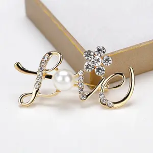 Liui   Bros Huruf Hiasan  Mutiara Bunga Pin Anti Paparan Ornamen Korsase