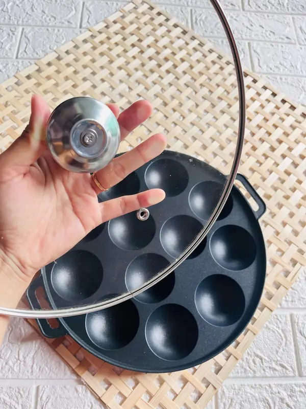 Khuôn bánh khọt, bánh căn 12 lỗ nắp kính - hàng dày đẹp 2
