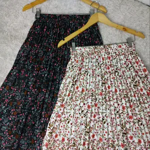 Rok Plisket Panjang Wanita Muslim Motif Bunga Sakura