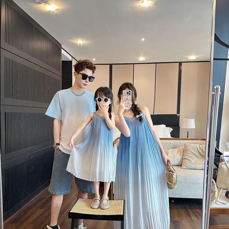 Product Introduction of Váy quần áo gia đình, Mẹ và con gái, Ba người, Phong cách phương Tây, Thích hợp cho kỳ nghỉ và bãi biển, Cỡ Trung Bình và lớn, cho cha mẹ-con, Bộ ba, Mùa hè, Hàng mới về năm 2024, Chủ đề gia đình 14