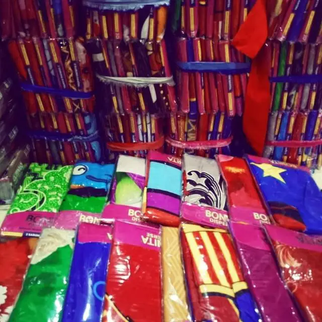 SARUNG BANTAL 1pt + SARUNG BANTAL 1pt  MERK BONITA