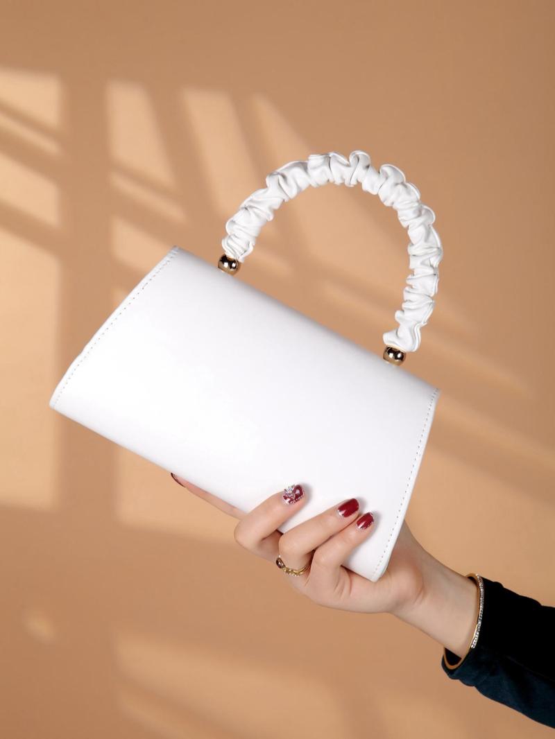 Product Introduction of Women's Elegant Bowknot Handle Design Evening Bag, Trendy Minimalist Chain Strap Clutch Bag, Chic All-match Purse for Dating & Party Decor 4