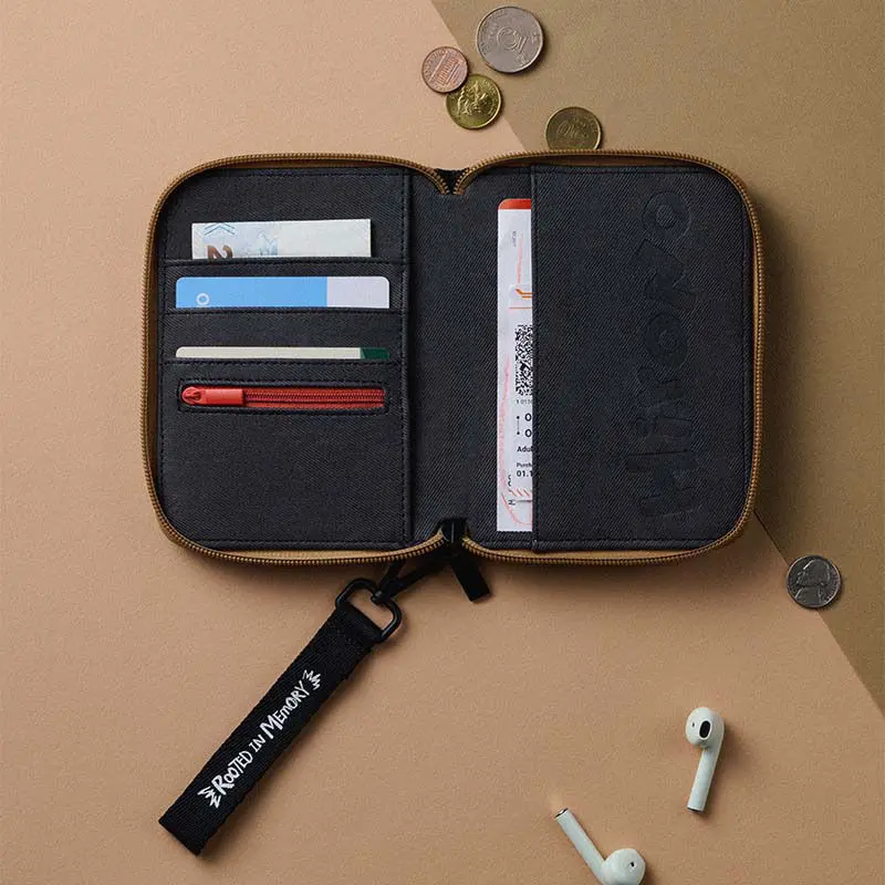 Hirono Echo Series Accessories Canvas Zipper Wallet Passport Bag 1