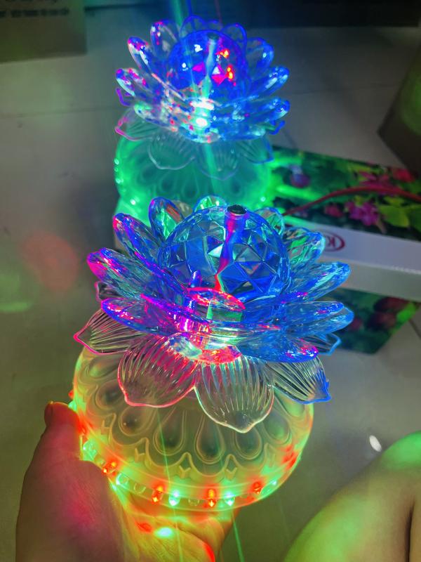 ĐÈN HOA SEN XOAY 360 ĐỘ 7 MÀU CAO 12CM, 15CM, 25CM SIÊU SÁNG, SIÊU ĐẸP (GIÁ 1 CẶP) den bantho 7