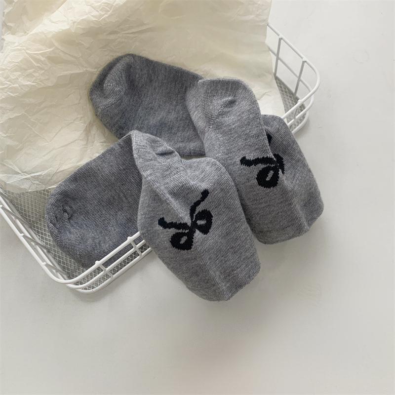 Product Introduction of Sweet Bow Socks Female Japanese Solid Color Black And White Gray Bow Gentle Girls Versatile Cute Ballet Tube 14